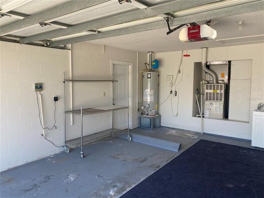 Garage, Interior
