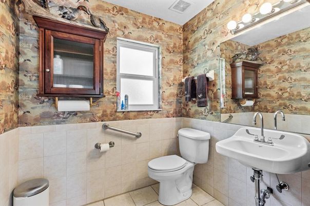 Bathroom, Interior
