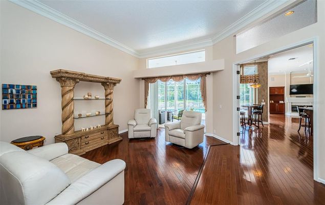Dining room, Interior, Living room, Recessed Lighting, Wood Texture Flooring