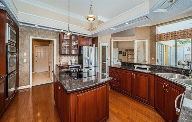 Interior, Kitchen, Pendant Lights, Recessed Lighting, Wood Texture Flooring