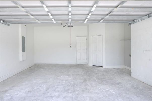 Garage, Interior