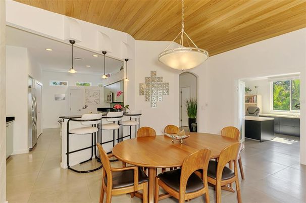 Dining room, Interior, Kitchen, Pendant Lights, Recessed Lighting, Wooden Ceilings