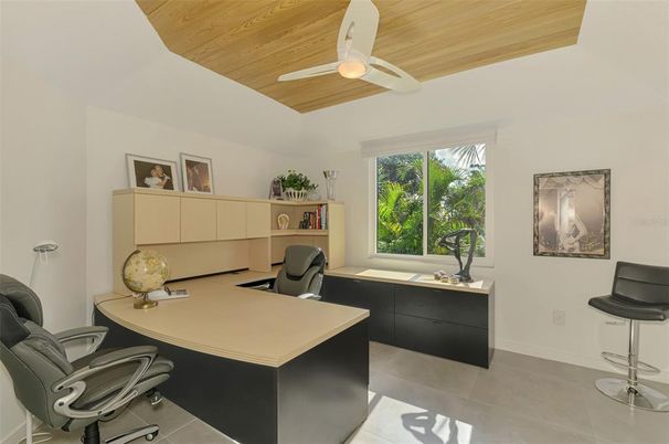 Home Office, Interior, Wooden Ceilings