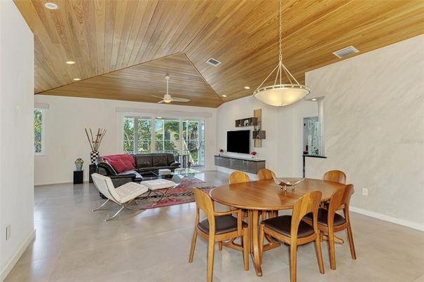 Dining room, Interior, Living room, Pendant Lights, Recessed Lighting, Wooden Ceilings