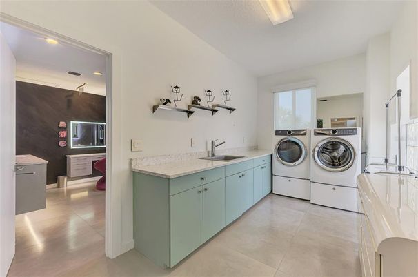 Interior, Recessed Lighting, Washer
