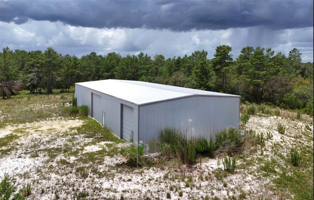 Detached Garage, Exterior