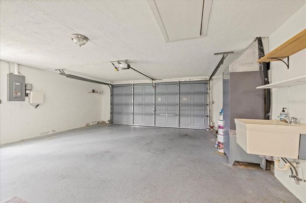 Garage, Interior