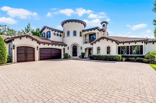 Attached, Exterior, Facade, Mediterranean