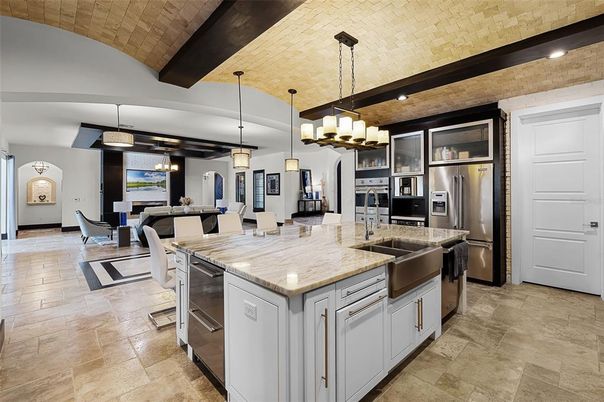 Chandelier, Dining room, Interior, Kitchen, Pendant Lights, Recessed Lighting, Stainless Steel Appliances