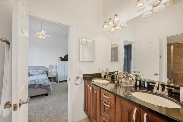 Bathroom, Bedroom, Dual Sink Vanities, Interior