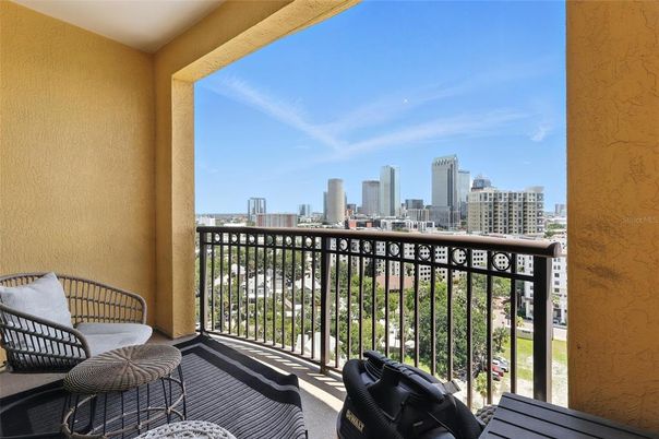Exterior, Interior, Other, Skyline
