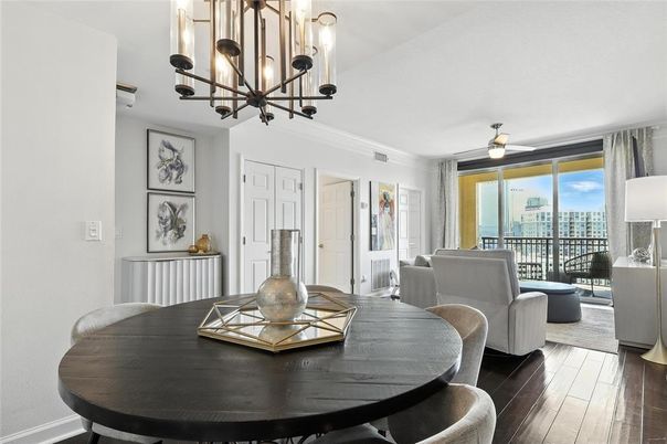 Chandelier, Dining room, Interior, Living room, Pendant Lights, Water, Wood Texture Flooring