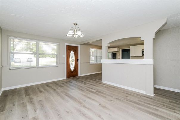 Chandelier, Empty room, Interior, Wood Texture Flooring
