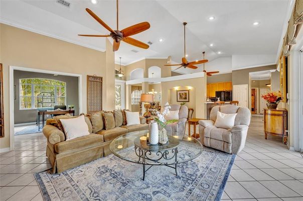 Dining room, Interior, Living room, Pendant Lights, Recessed Lighting