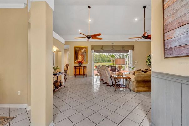 Dining room, Interior, Living room, Recessed Lighting