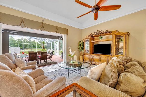 Dining room, Interior, Living room, Sun Room