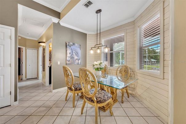 Dining room, Interior, Pendant Lights