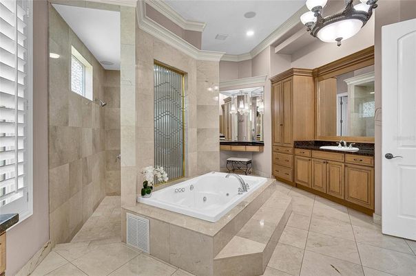 Bathroom, Interior, Recessed Lighting