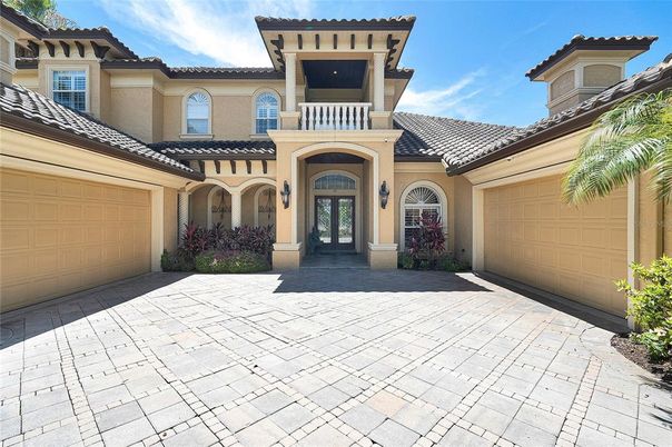 Attached, Exterior, Facade, Mediterranean