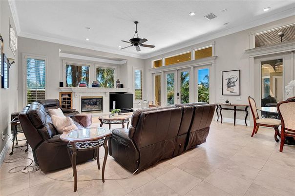 Fireplace, Interior, Living room, Recessed Lighting