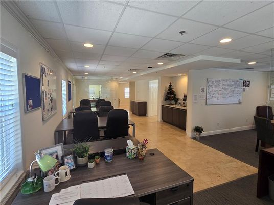 Dining room, Interior, Recessed Lighting