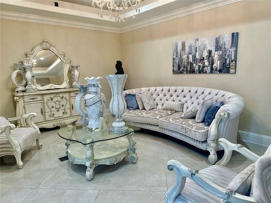 Chandelier, Interior, Living room