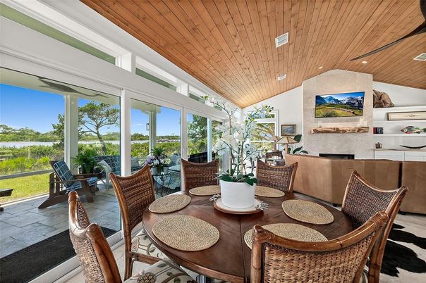 Dining room, Interior, Recessed Lighting, Sun Room, Wooden Ceilings