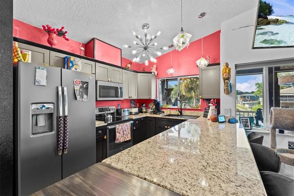 Interior, Kitchen, Pendant Lights, Stainless Steel Appliances