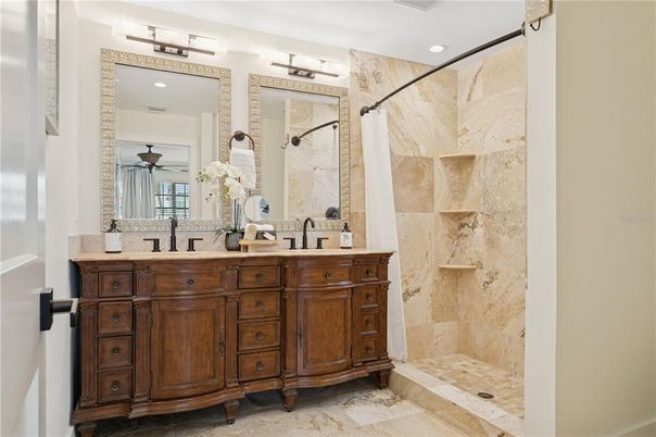 Bathroom, Interior, Recessed Lighting