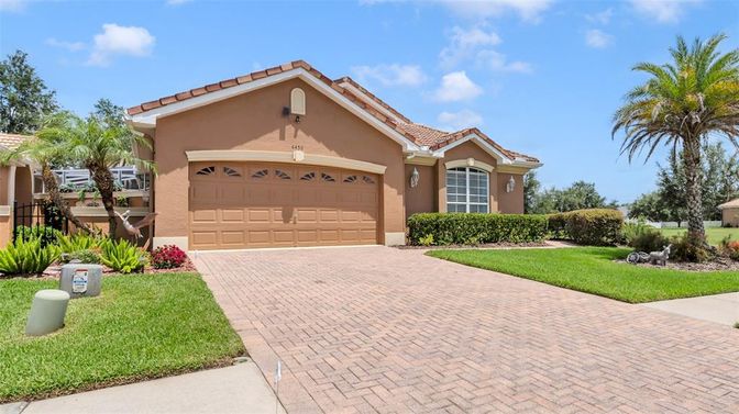 Attached, Exterior, Facade, Mediterranean