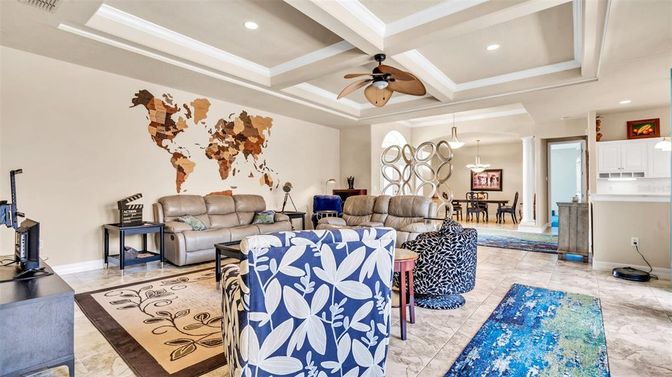 Dining room, Interior, Living room, Pendant Lights, Recessed Lighting