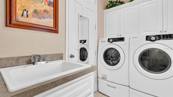 Interior, Washer