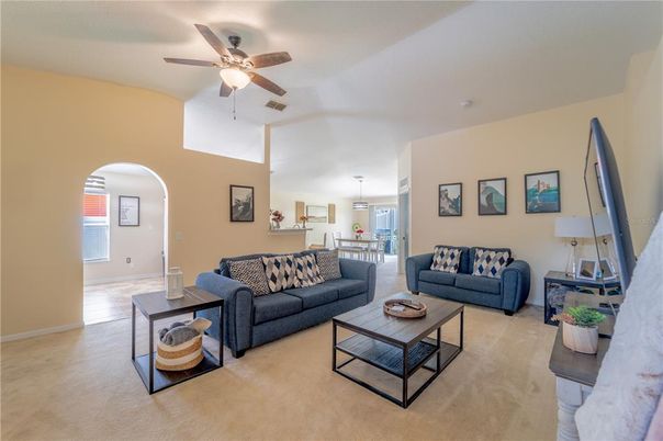 Dining room, Interior, Living room, Pendant Lights