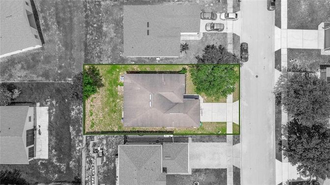 Exterior, Drone