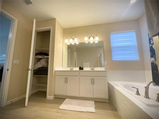 Bathroom, Dual Sink Vanities, Interior