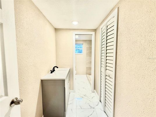 Bathroom, Interior, Marble, Recessed Lighting