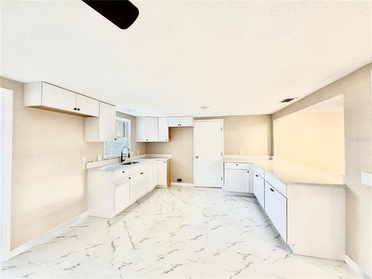 Interior, Kitchen, Marble, Recessed Lighting