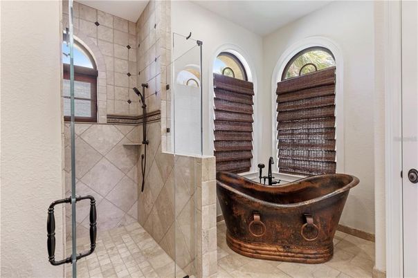 Bathroom, Free Standing Baths, Interior