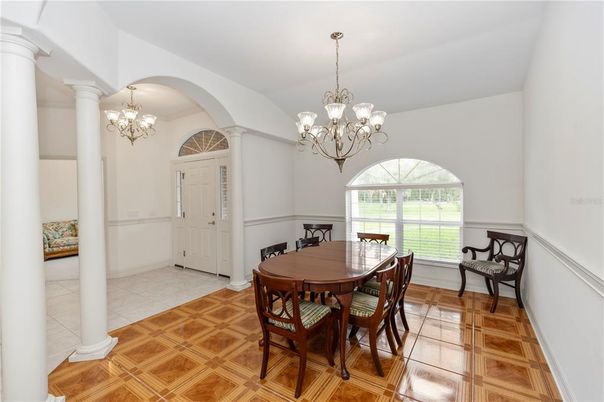 Chandelier, Dining room, Interior