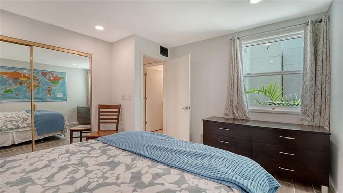 Bedroom, Interior, Recessed Lighting