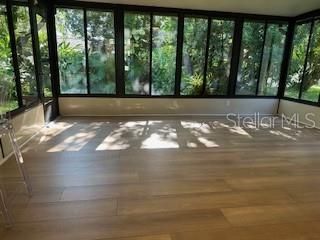 Empty room, Interior, Sun Room, Wood Texture Flooring