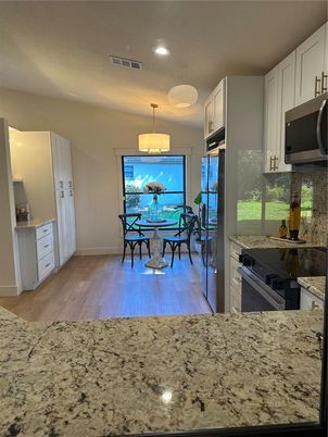 Dining room, Interior, Kitchen, Pendant Lights, Recessed Lighting, Wood Texture Flooring