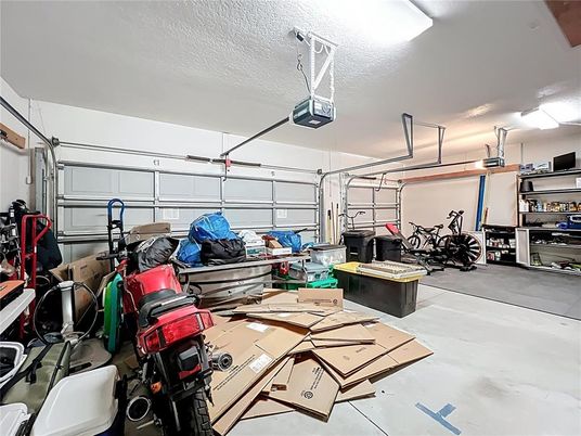 Garage, Interior
