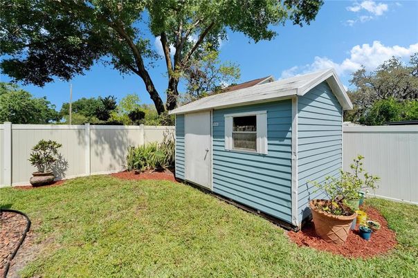 Backyard, Exterior