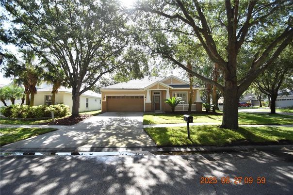 Attached, Exterior, Facade, Ranch