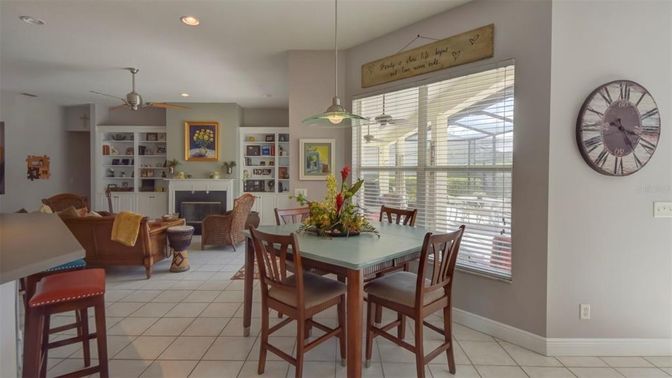 Dining room, Fireplace, Interior, Pendant Lights, Recessed Lighting