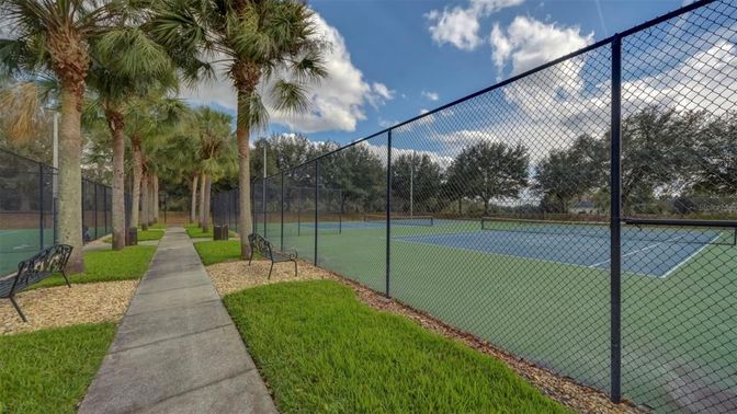 Exterior, Tennis Courts