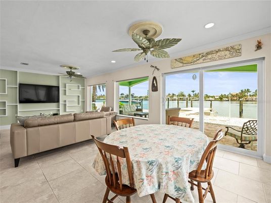 Dining room, Interior, Living room, Recessed Lighting, Water