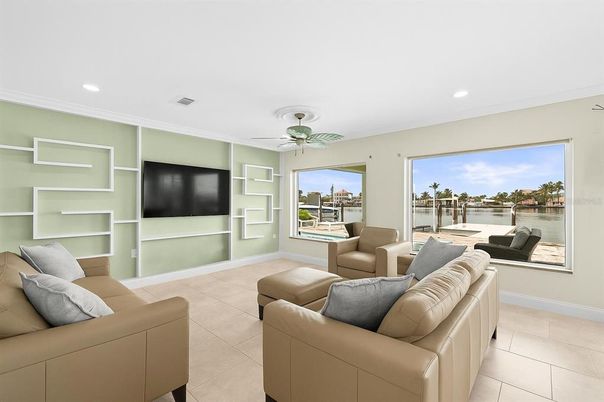 Interior, Living room, Recessed Lighting, Water