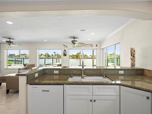 Interior, Kitchen, Recessed Lighting, Water
